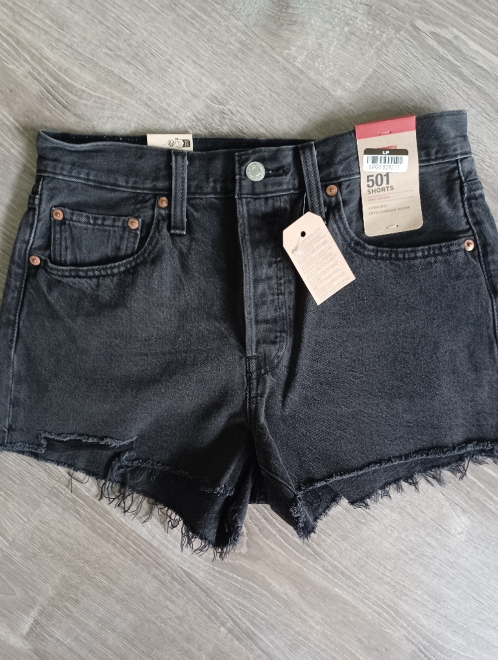 NWT Levi's Black High-Rise Cutoff Denim Shorts